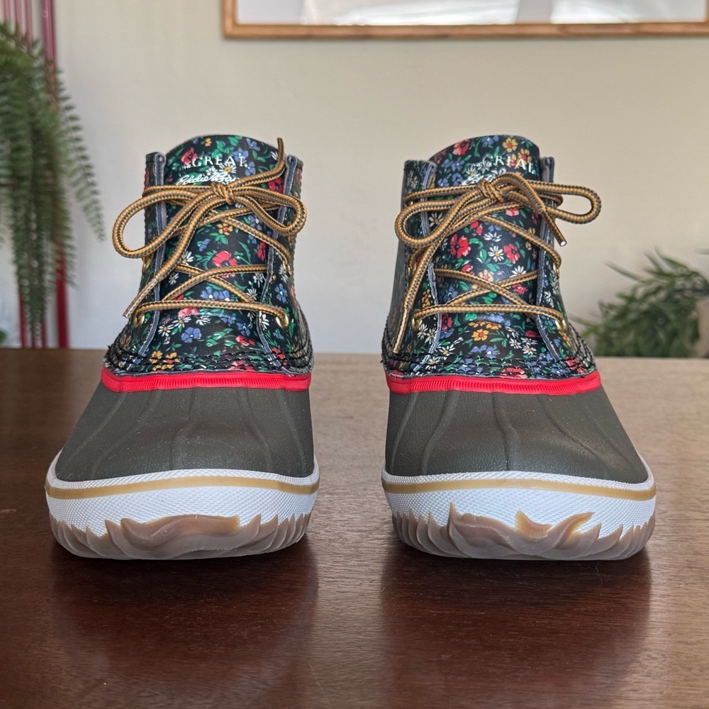 NEW & RARE Eddie Bauer x The Great Women's Rain Boots Floral Duck Boots | Size 8 - Picture 4 of 12